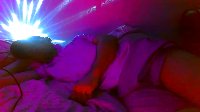 Snapshot of great_feeling chatting on 02.26.25 great feeling online show from 02.26.25