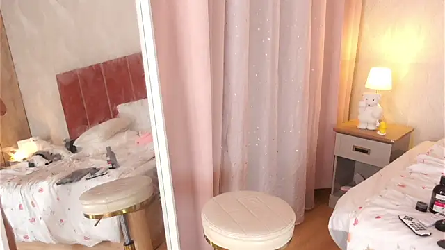 DaliaCruz online show from 04.18.26