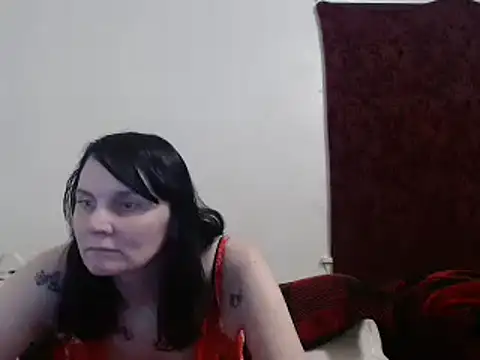 Hotmodel1984 online show from 01.08.25