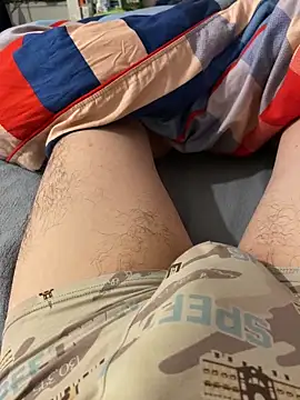 Snapshot of zou_9997 chatting on 12.02.25 zou 9997 online show from 12.02.25