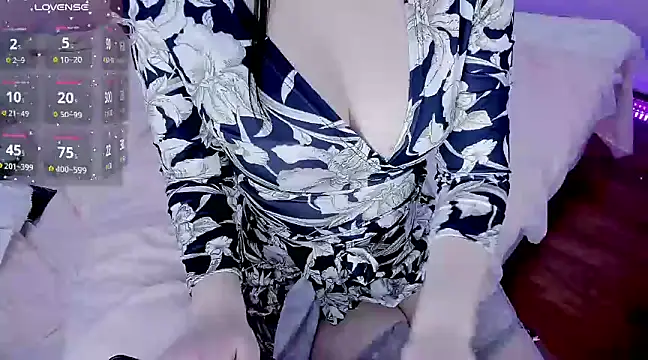 xixiya888 online show from 02.25.25