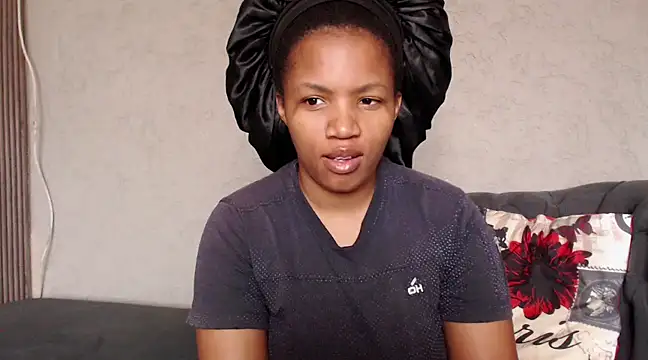 xMiAmor online show from 03.18.25