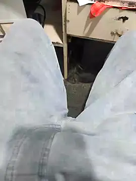 Snapshot of bbclip chatting on 11.16.25 bbclip online show from 11.16.25