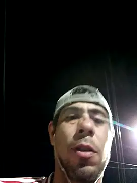 Snapshot of atosved chatting on 12.20.25 atosved online show from 12.20.25