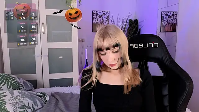 Cherry Bite online show from 10.30.25