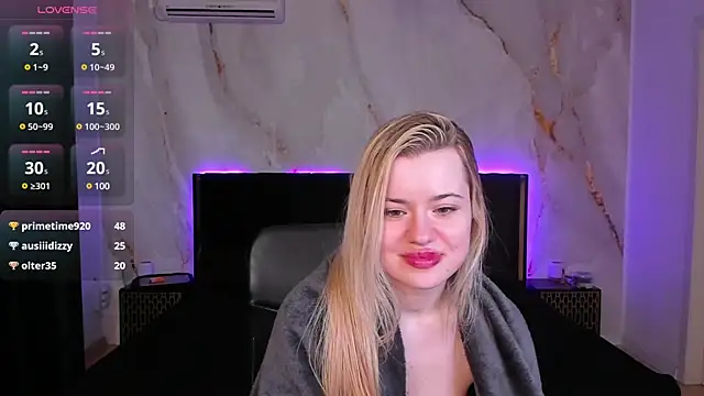 Snapshot of CutiePie69__ chatting on 03.20.25 CutiePie69 online show from 03.20.25