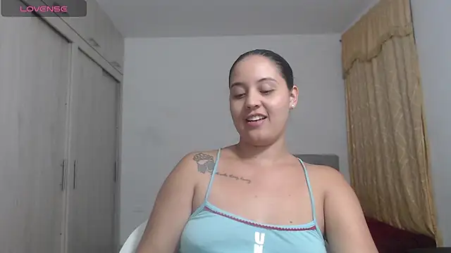 Anthonela Queen online show from 10.18.25