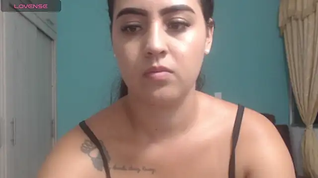 Anthonela Queen online show from 12.17.25