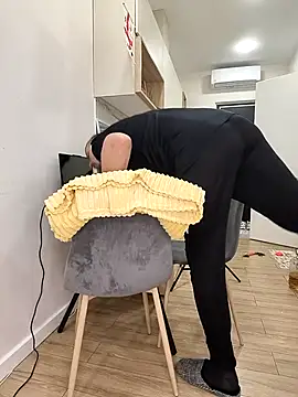  KissMyAss  online show from 04.07.26