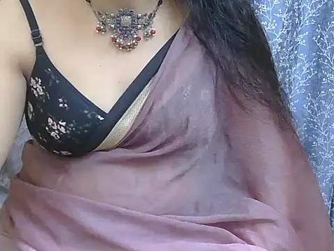 Lovely Manvi online show from 10.24.25