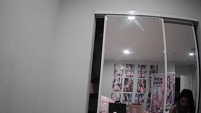 princesskimamii online show from 10.29.25