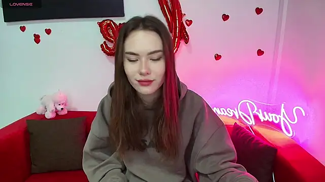 Snapshot of ElenaOconar chatting on 03.11.25 ElenaOconar online show from 03.11.25