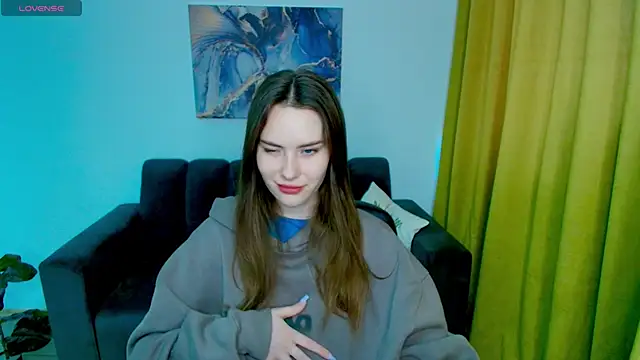 Snapshot of ElenaOconar chatting on 03.21.25 ElenaOconar online show from 03.21.25