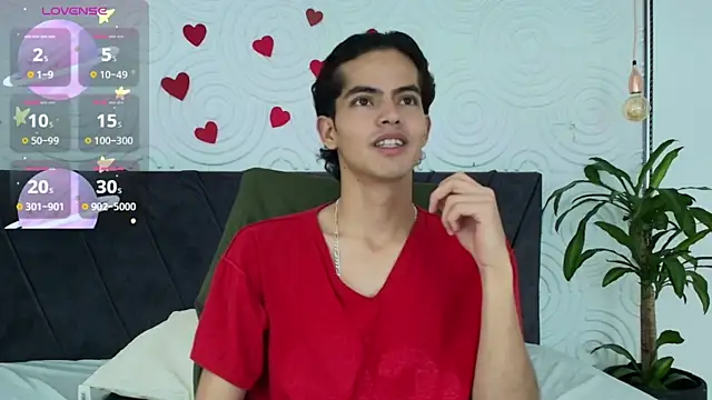 Maximoherrera 16 online show from 04.16.26