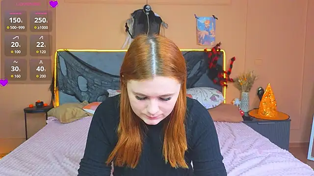 Snapshot of Eva_Starlight chatting on 11.07.25 Eva Starlight online show from 11.07.25