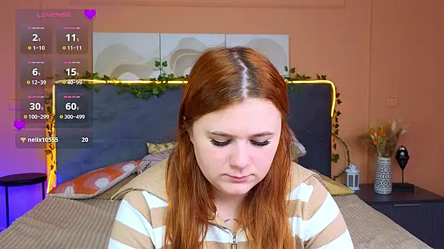 Snapshot of Eva_Starlight chatting on 11.12.25 Eva Starlight online show from 11.12.25