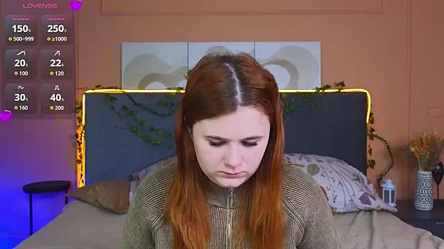 Snapshot of Eva_Starlight chatting on 11.21.25 Eva Starlight online show from 11.21.25