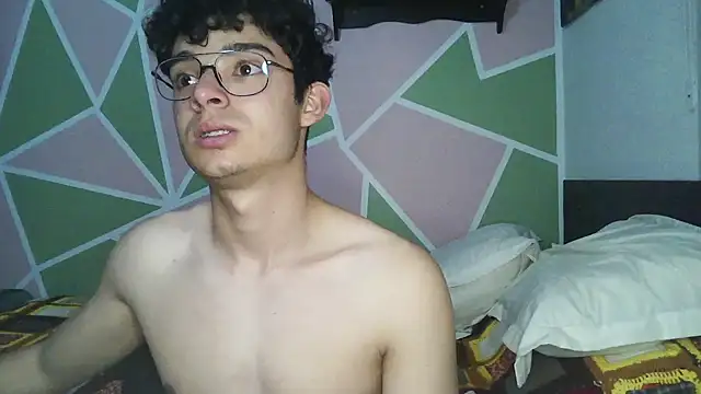 Snapshot of Jacktowell_ chatting on 09.21.25 Jacktowell online show from 09.21.25