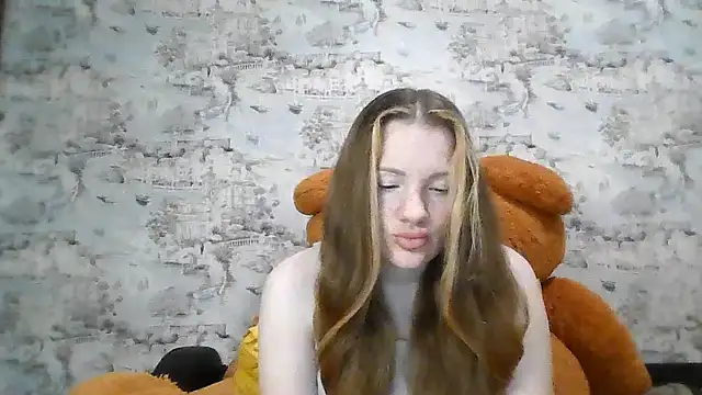 Eveline May online show from 11.06.25