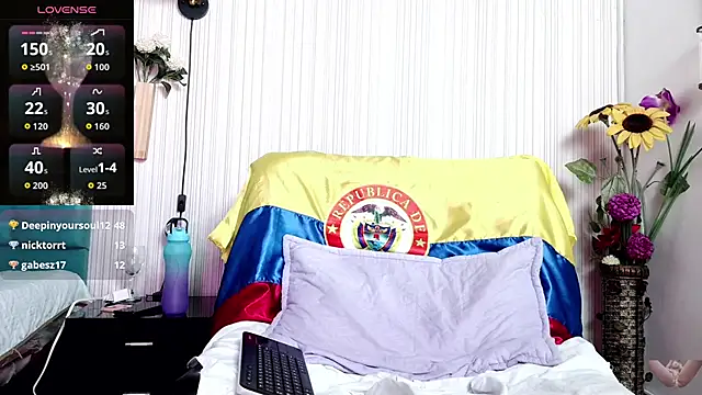 anastaciafire25 online show from 10.31.25