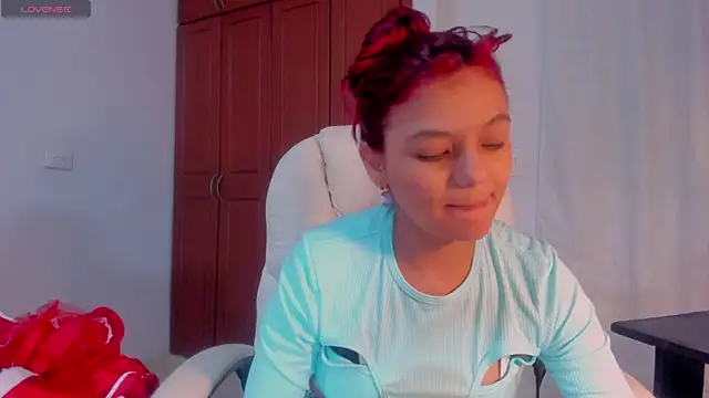 gime lara online show from 11.14.25