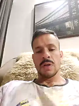 Snapshot of juniortche1313 chatting on 10.16.25 juniortche1313 online show from 10.16.25