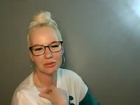 Blonde-Grace online show from 09.19.25