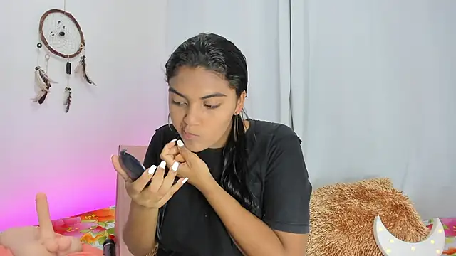 Melodymoore  online show from 04.21.26