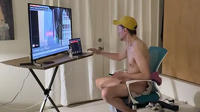 Snapshot of webtonight chatting on 02.25.25 webtonight online show from 02.25.25