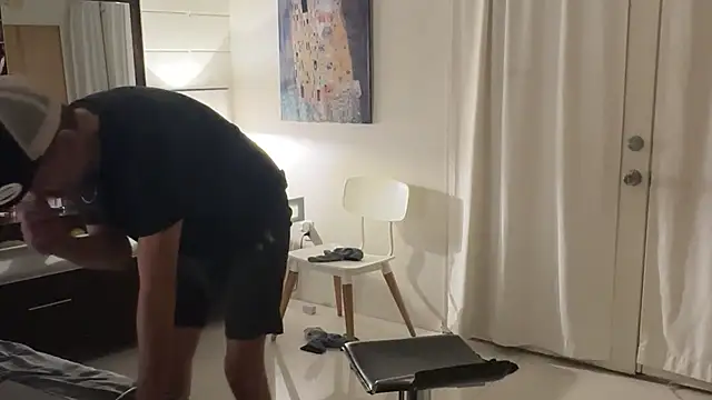 Snapshot of webtonight chatting on 09.09.25 webtonight online show from 09.09.25