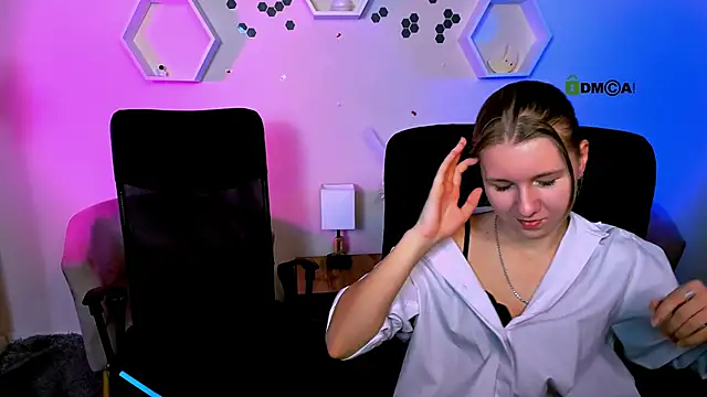 doll vey online show from 11.20.25