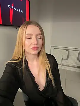 EvaBrooklyn online show from 02.27.25