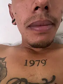 Snapshot of morenoricoalto9 chatting on 02.26.25 morenoricoalto9 online show from 02.26.25