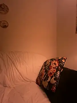 Rosemarie Blu online show from 03.05.25