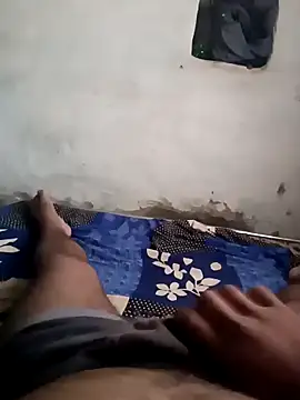 Snapshot of abbai_dengutha chatting on 03.11.25 abbai dengutha online show from 03.11.25