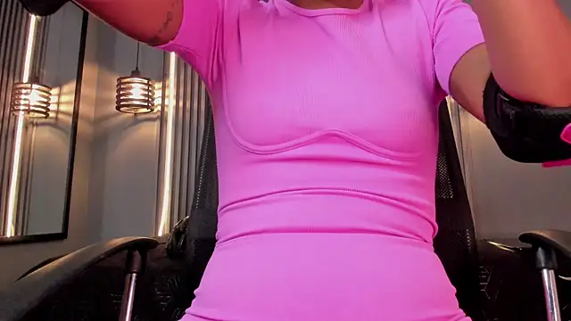 alahia betancurx online show from 11.13.25