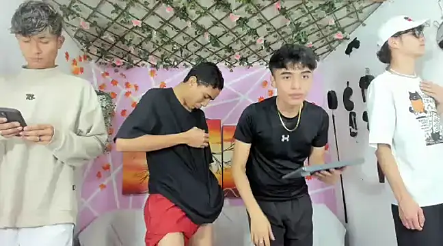 Maxxi hot23 online show from 03.04.25