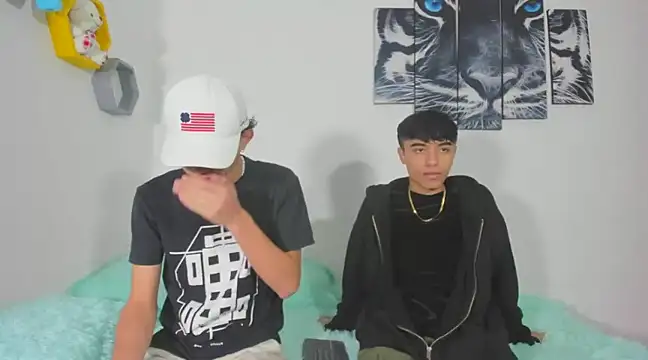 Maxxi hot23 online show from 03.07.25