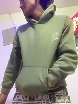 Babyalienqm online show from 04.18.26