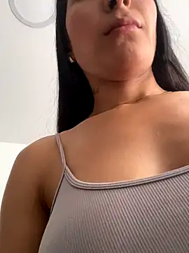 AshleyG 222 online show from 10.30.25