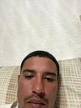 Snapshot of Maxxxxxsanchessss chatting on 04.01.26 Maxxxxxsanchessss online show from 04.01.26