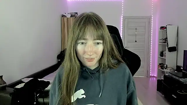 bekkawell online show from 12.18.25