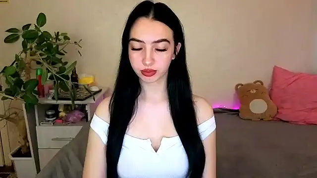 WildKittenX  online show from 05.19.26