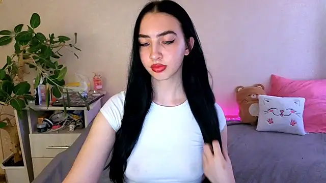 WildKittenX  online show from 06.05.26