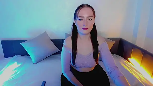 LinaFlawless online show from 03.03.25