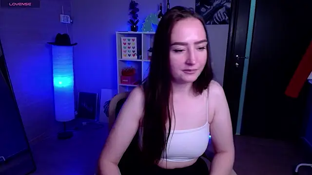 Snapshot of LinaFlawless chatting on 03.04.25 LinaFlawless online show from 03.04.25