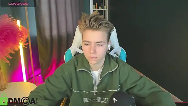 Jean Wilsons online show from 03.18.25