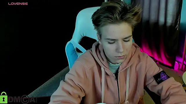 Jean Wilsons online show from 03.20.25