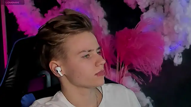 Jean Wilsons online show from 04.18.26