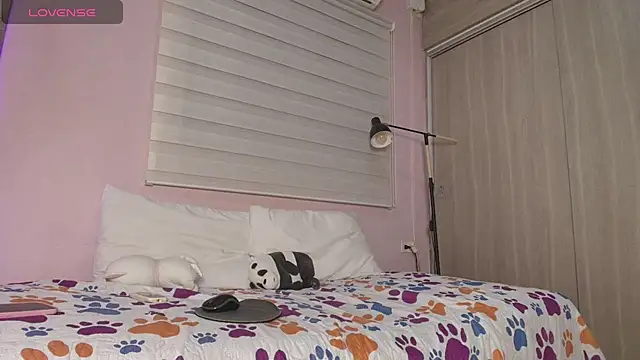 mary cute9 online show from 12.17.25